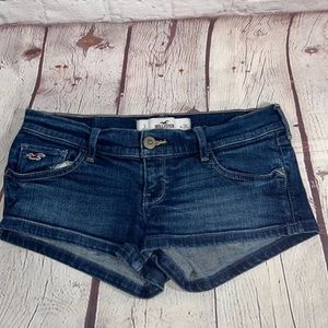 Hollister women’s denim shorts 🩳